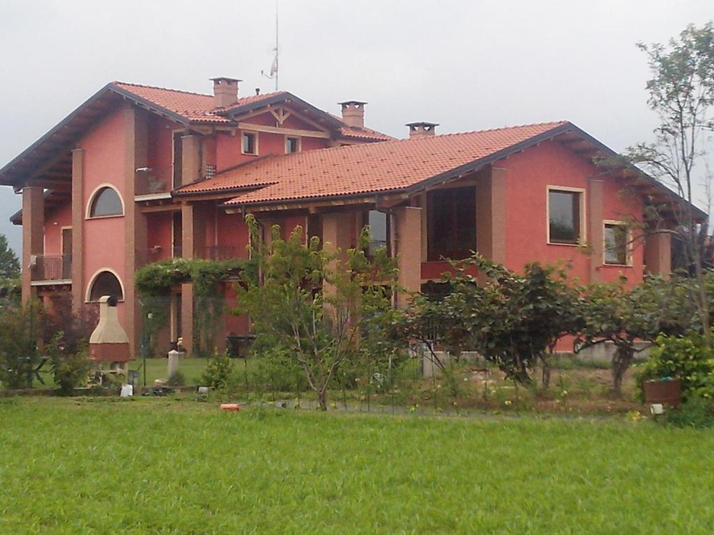 Bed & Breakfast Milu Cuneo Exterior photo
